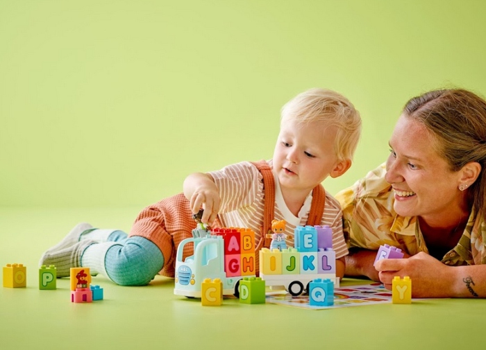 LEGO® DUPLO® 10421 Nákladiak s abecedou