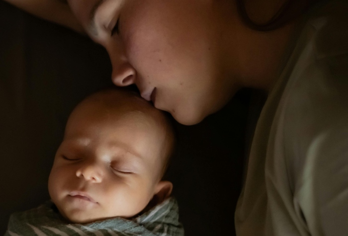 Únava a mamiečka s bábätkom,.  zdroj: pexels, autor: K Bukerová